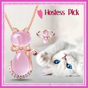 🌸New🌸Pink Crystal Kitten Necklace & Ring Set🌸